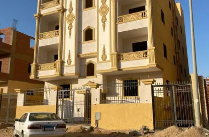 Whole Building - 7+ Bedrooms - 7+ Bathrooms for sale in El Motamayez District - Badr City - Cairo
