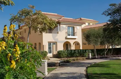 Villa - 6 Bedrooms - 7+ Bathrooms for sale in Hyde Park - 5th Settlement Compounds - The 5th Settlement - New Cairo City - Cairo