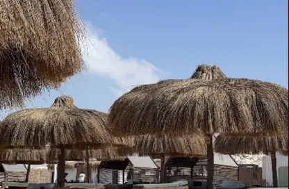 شاليه - 2 غرف نوم - 1 حمام للبيع في مارسيليا بيتش 5 - راس الحكمة - الساحل الشمالي