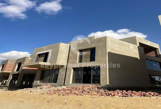 8327050 - Property Image 3