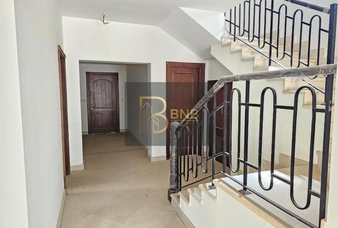 8005367 - Property Image 2