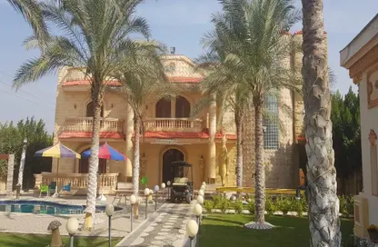 فيلا - 8 غرف نوم - 7 حمامات للبيع في افق - طريق مصر اسكندرية الصحراوي - مدينة 6 أكتوبر - الجيزة
