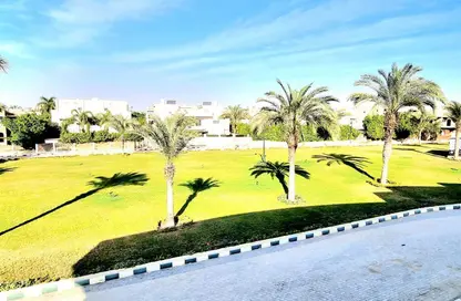 Villa - 6 Bedrooms - 4 Bathrooms for rent in Shorouk City - Cairo