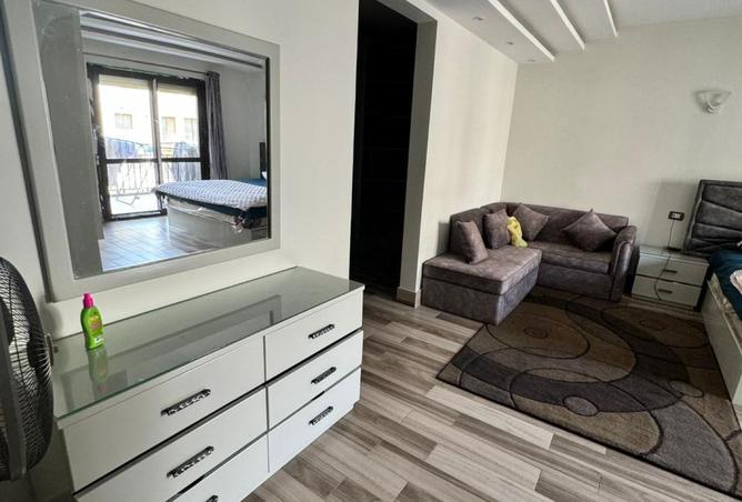 8091801 - Property Image 2