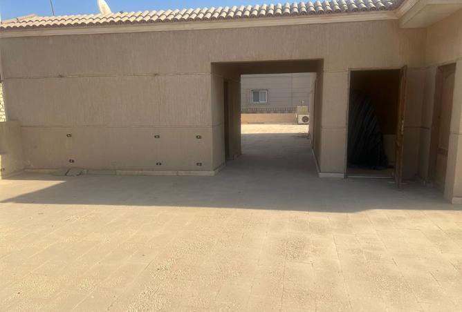 8145118 - Property Image 2