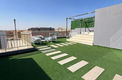 Apartment - 3 Bedrooms - 2 Bathrooms for sale in Amorada New Cairo - 5th Settlement Compounds - The 5th Settlement - New Cairo City - Cairo