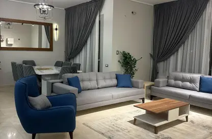 شقة - 2 غرف نوم - 2 حمامات للايجار في فيلدج جيت - المستثمرين الجنوبية - مدينة القاهرة الجديدة - القاهرة