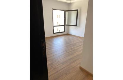 شقة - 3 غرف نوم - 3 حمامات للايجار في ذا كورت ياردز - كمبوندات الشيخ زايد - الشيخ زايد - الجيزة
