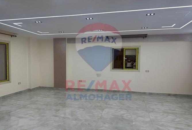 8239806 - صورة العقار 3