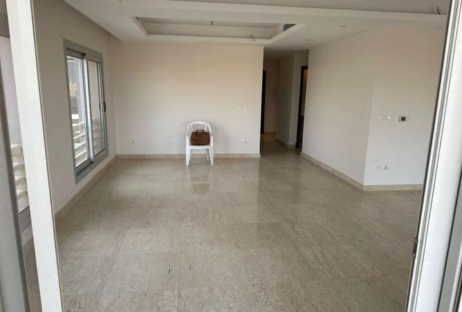 8226807 - Property Image 3