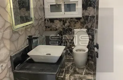 شقة - 2 غرف نوم - 2 حمامات للايجار في محور جمال عبد الناصر - التجمع الثالث - مدينة القاهرة الجديدة - القاهرة