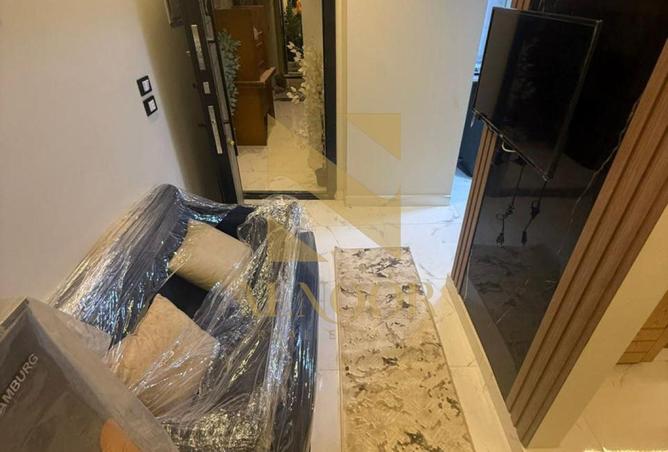 8464304 - Property Image 3