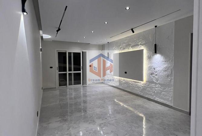 8075850 - Property Main Image