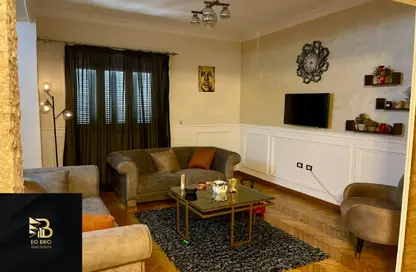 Apartment - 3 Bedrooms - 2 Bathrooms for sale in Heliopolis - Masr El Gedida - Cairo