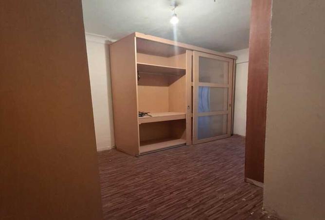 8025000 - Property Image 3