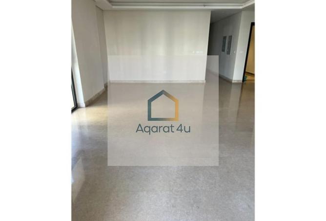 8452910 - Property Image 2