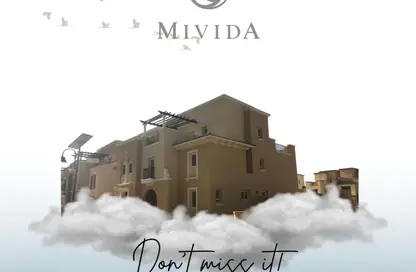 Villa - 5 Bedrooms - 5 Bathrooms for sale in Mivida - 5th Settlement Compounds - The 5th Settlement - New Cairo City - Cairo