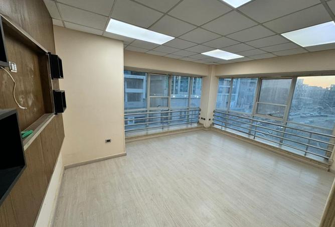 8120656 - Property Main Image