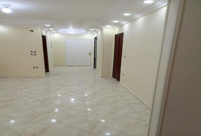 8324258 - Property Image 2