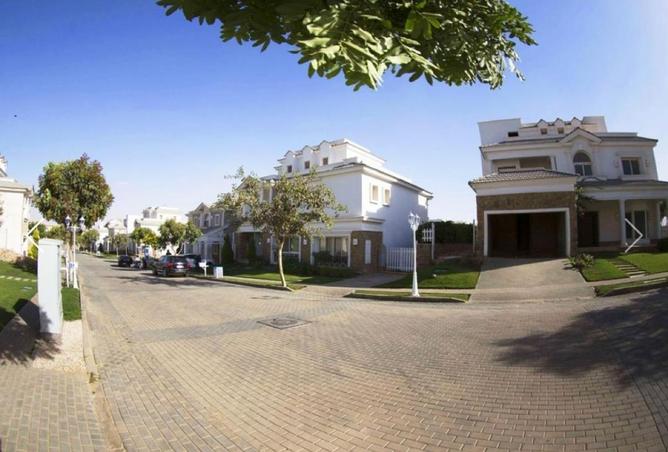 8058007 - Property Image 2