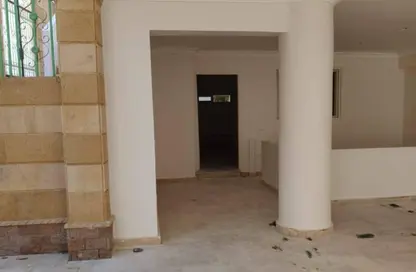 مكتب عمل جماعي - استوديو - 2 حمامات للايجار في شارع بيرم التونسي - النرجس 1 - النرجس - مدينة القاهرة الجديدة - القاهرة