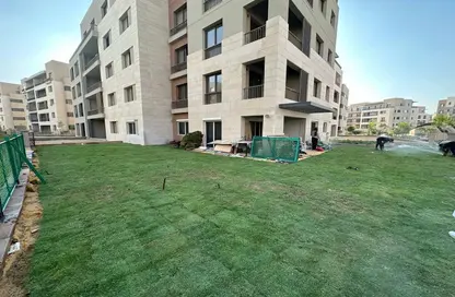 Apartment - 2 Bedrooms - 3 Bathrooms for sale in District 5 - 5th Settlement Compounds - The 5th Settlement - New Cairo City - Cairo
