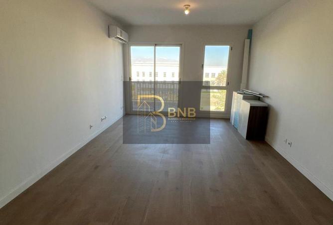 8381091 - Property Image 2