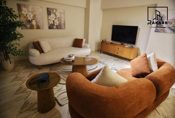 8484700 - Property Image 3