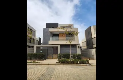 Villa - 3 Bedrooms - 4 Bathrooms for sale in La Vista City - New Capital Compounds - New Capital City - Cairo
