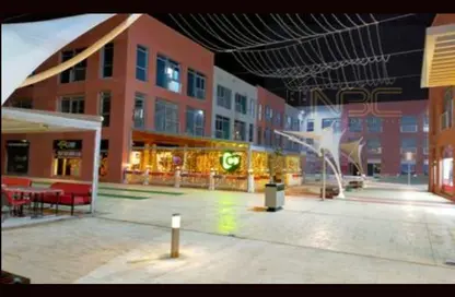 مساحات مكتبية - استوديو - 1 حمام للبيع في ذا كورت يارد - الحي الثاني عشر - الشيخ زايد - الجيزة