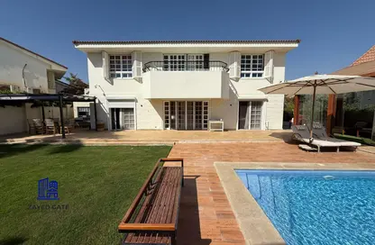 Villa - 7 Bedrooms - 5 Bathrooms for sale in Al  Rabwa - Sheikh Zayed Compounds - Sheikh Zayed City - Giza