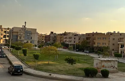 Apartment - 3 Bedrooms - 2 Bathrooms for sale in The 1st Settlement - New Cairo City - Cairo