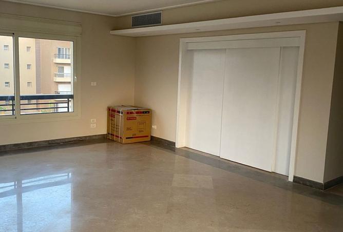 8243704 - Property Image 2