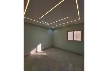 Penthouse - 3 Bedrooms - 2 Bathrooms for sale in Street 33 - District 1 - The 5th Settlement - New Cairo City - Cairo