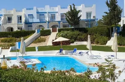 Chalet - 2 Bedrooms - 2 Bathrooms for sale in Mountain View - Ras Al Hekma - North Coast