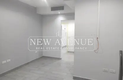 Office Space - Studio - 1 Bathroom for sale in Zakaria Ahmed St. - El Banafseg 5 - El Banafseg - New Cairo City - Cairo
