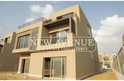 Villa - 3 Bedrooms - 5 Bathrooms for sale in Palm Hills New Cairo - 5th Settlement Compounds - The 5th Settlement - New Cairo City - Cairo