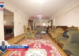 Apartment - 3 Bedrooms - 1 Bathroom for sale in Al Galaa St. - Victoria - Hay Awal El Montazah - Alexandria