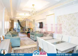 شقة - 3 غرف نوم - 2 حمامات للبيع في شارع الشهيد جواد حسني - الإبراهيمية - حي وسط - الاسكندرية