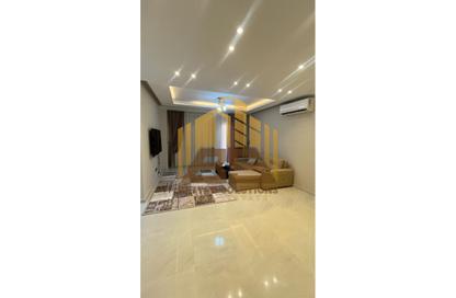 Apartment - 2 Bedrooms - 1 Bathroom for sale in Doctor Samira Moussa St. - 5th District - Obour City - Qalyubia