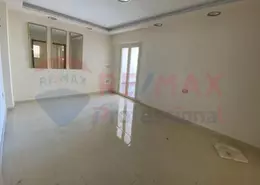 Apartment - 4 Bedrooms - 2 Bathrooms for rent in Khaled Ibn Alwaleed St. - Sidi Beshr - Hay Awal El Montazah - Alexandria