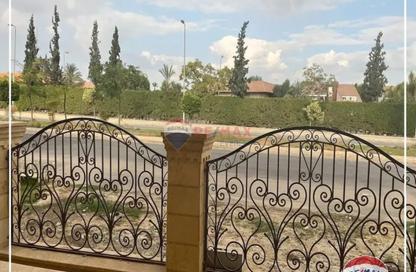 Whole Building - 7+ Bedrooms - 7+ Bathrooms for sale in 13th District - Sheikh Zayed City - Giza