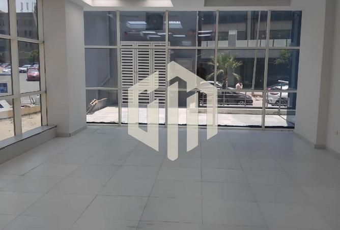 8273611 - صورة العقار 2