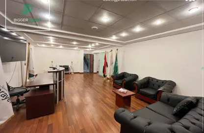 مساحات مكتبية - استوديو - 3 حمامات للايجار في شارع 208 - دجلة - حي المعادي - القاهرة