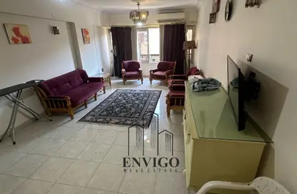 Apartment - 2 Bedrooms - 1 Bathroom for sale in Beshara Ibn Bord St. - 6th Zone - Nasr City - Cairo