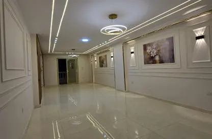 Apartment - 3 Bedrooms - 2 Bathrooms for sale in Al Lebeny Axis - El Mariouteya - Faisal - Hay El Haram - Giza