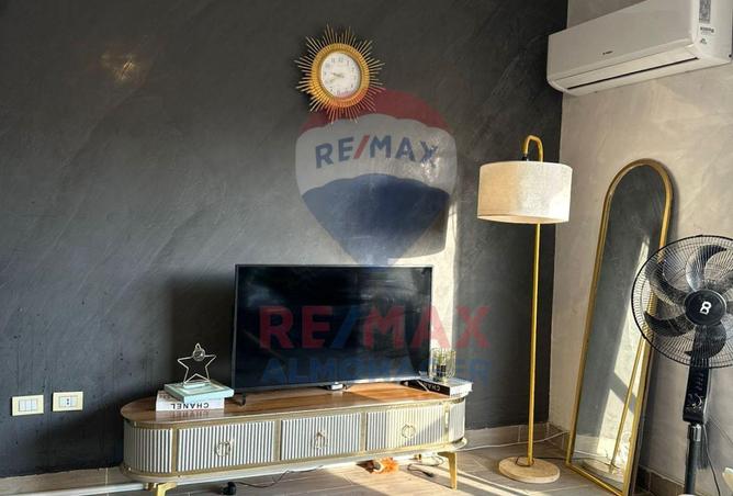 8040532 - Property Image 3