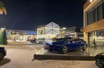 محل تجاري - استوديو - 2 حمامات للايجار في شارع ال ٩٠ الجنوبي - شارع التسعين الجنوبي - التجمع الخامس - مدينة القاهرة الجديدة - القاهرة