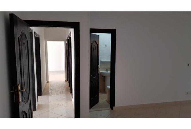 8444860 - Property Image 3