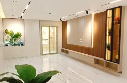 Apartment - 3 Bedrooms - 2 Bathrooms for sale in Gate 4 - Mena - Hadayek El Ahram - Giza